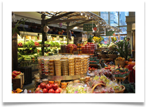 Food Hall, Central Station, New York - Helen Kulczycki Food Hall, Central Station, New York - Helen Kulczycki